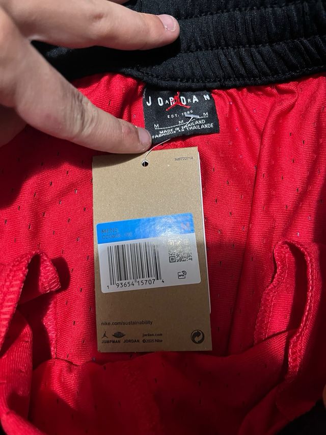 Pantalón corto Jordan Rojo y Negro Talla M