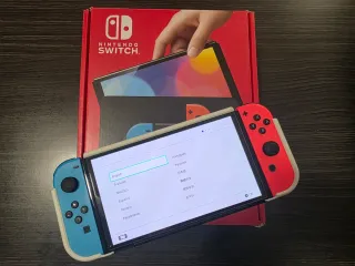 Nintendo Switch OLED Azul y Rojo