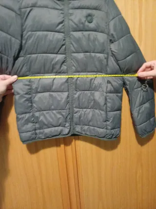 Cazadora verde talla 13-14 años