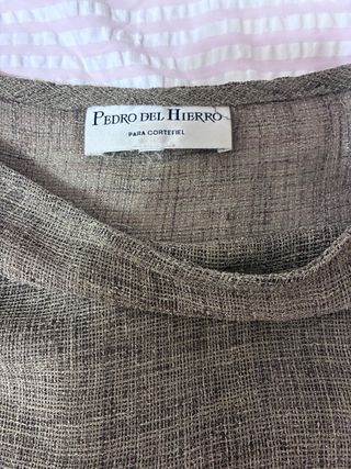 Blusa verde sin mangas