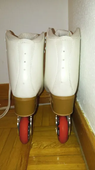 Patines Artísticos Línea Blancos T38