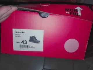 Botas de seguridad negras Paredes Montofri