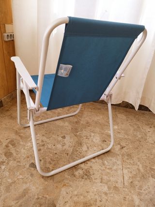 Silla de playa plegable azul y regalo sombrilla