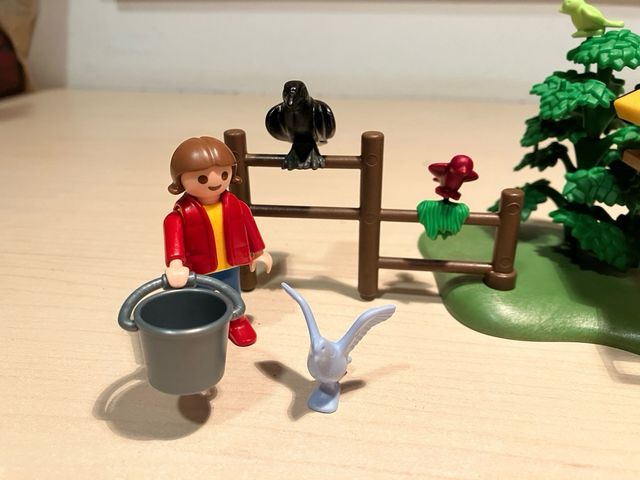 Playmobil Niña con Pájaros 4203