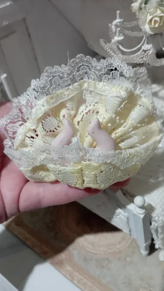 Bambola porcellana casa bambole