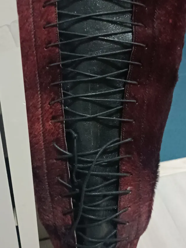 Botas Farrutx Piel Roja y Negra