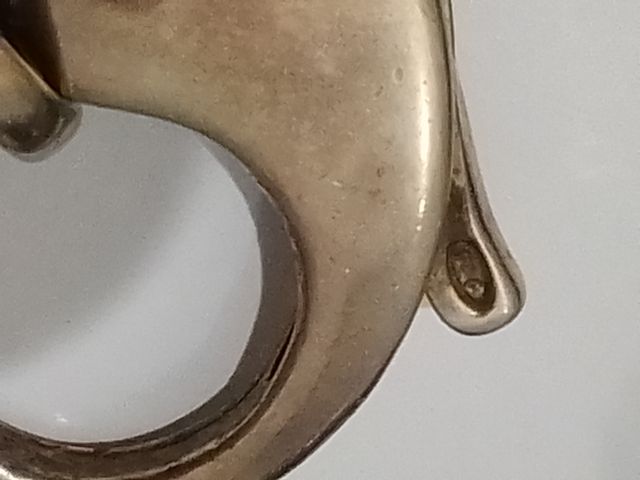 Collar piedras naturales.