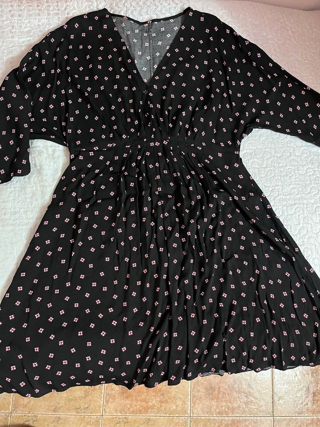 Vestido Pedro del Hierro negro con estampado