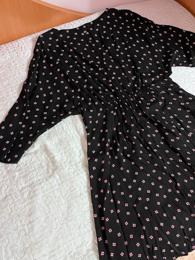 Vestido Pedro del Hierro negro con estampado