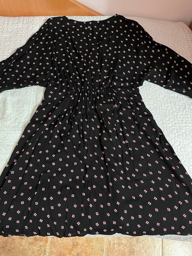 Vestido Pedro del Hierro negro con estampado