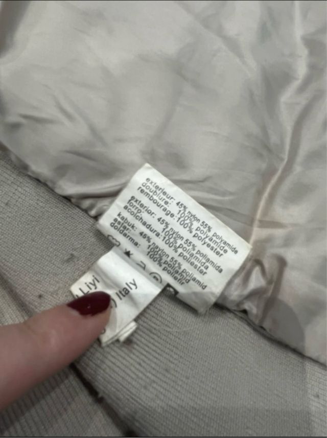 Chaqueta ligera beige dorada talla 48