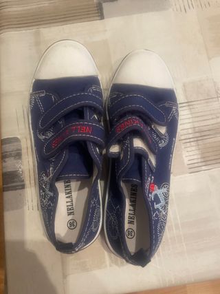 Zapatillas niño talla 36