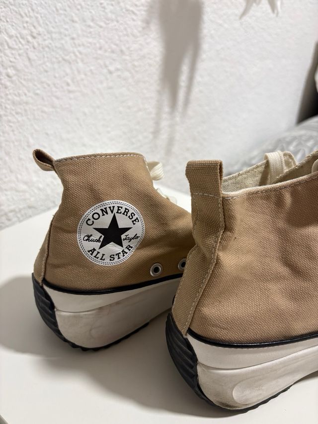 Converse Beige/Blanco Plataforma