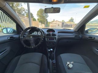 Peugeot 206 2003