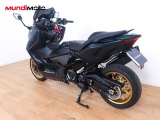 YAMAHA T-MAX 560 TECH MAX