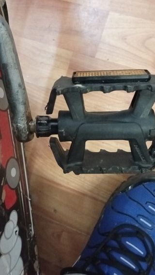 Bici infantil Ferrari roja