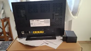 Modem TIM HUB+ DGA4331 Technicolor