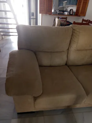 Sofá 2 plazas beig microfibra