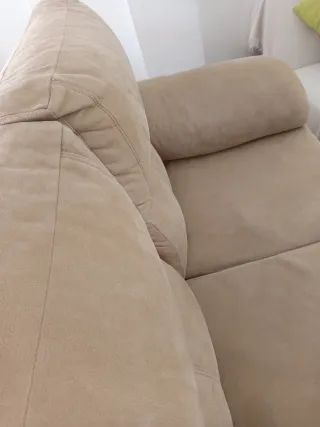 Sofá 2 plazas beig microfibra