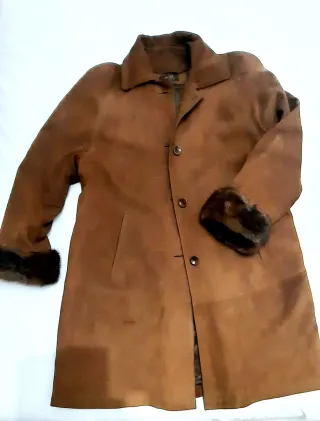 Abrigo ante Jose Roca con puños zorro