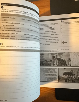 Bitacora curso B2. Libro y cuaderno.