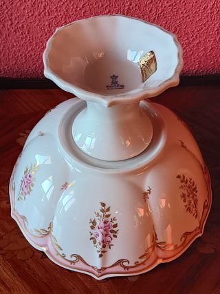 Frutero pedestal porcelana flores rosas