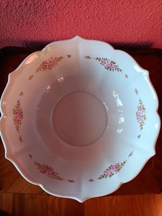 Frutero pedestal porcelana flores rosas