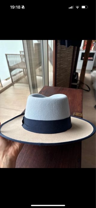 Sombrero Cowboy Beige y Gris