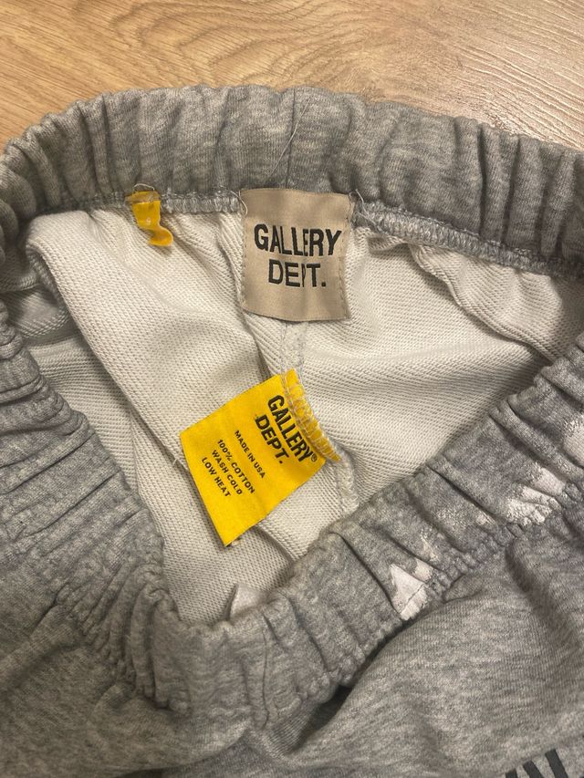 Pantalones Gallery Dept. Grises