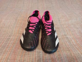 Botas Fútbol Adidas Niño Negras y Rosas