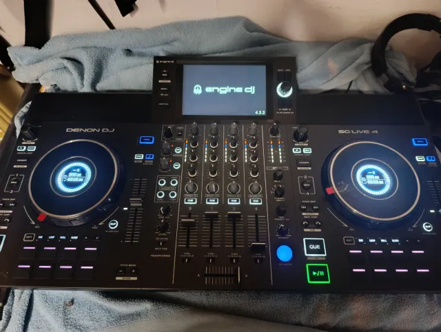 Denon SC Live 4 DJ