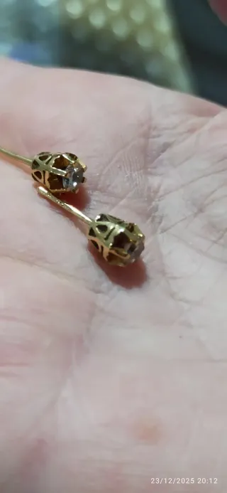 Conjunto de Anillo y pendientes de oro