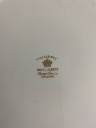 Plato antiguo porcelana Royal Albert