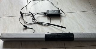 Barra de Sonido Philips Negra y Plateada