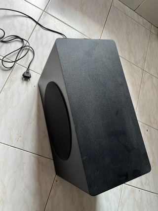 Barra de Sonido Philips Negra y Plateada