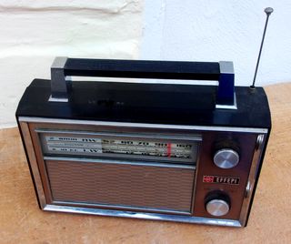 RADIO A TRANSISTOR EFFEPI mod: Lory