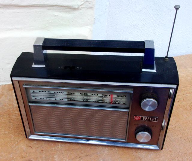 RADIO A TRANSISTOR EFFEPI mod: Lory