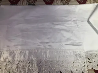 Juego de sábanas de raso blanco