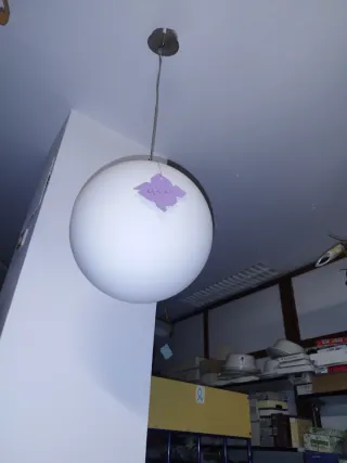 Lámpara colgante esfera blanca