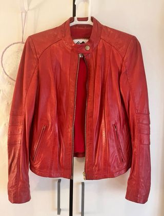 Chaqueta de piel roja talla S
