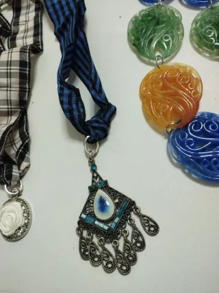 Set 3 collane con ciondoli