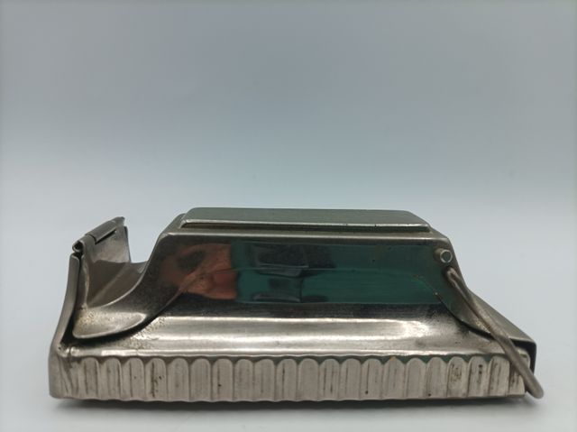 Antico sterilizzatore da barbiere Infiernillo