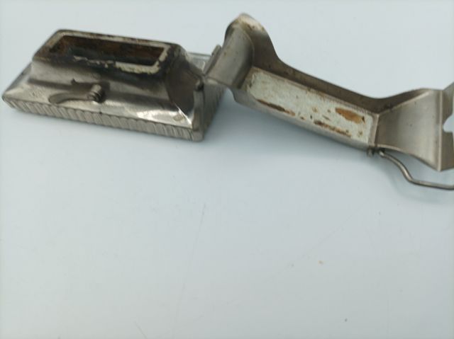 Antico sterilizzatore da barbiere Infiernillo