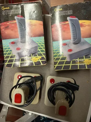 2 Joysticks Cheetah Striker