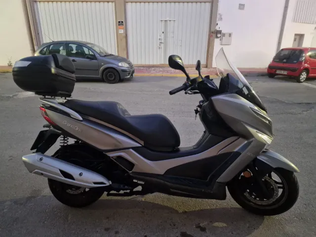 KYMCO GRAN DINK 300i  ABS EXCELENTE