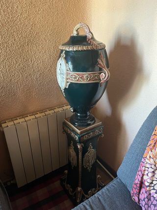 Antiguo filtro de agua de cerámico