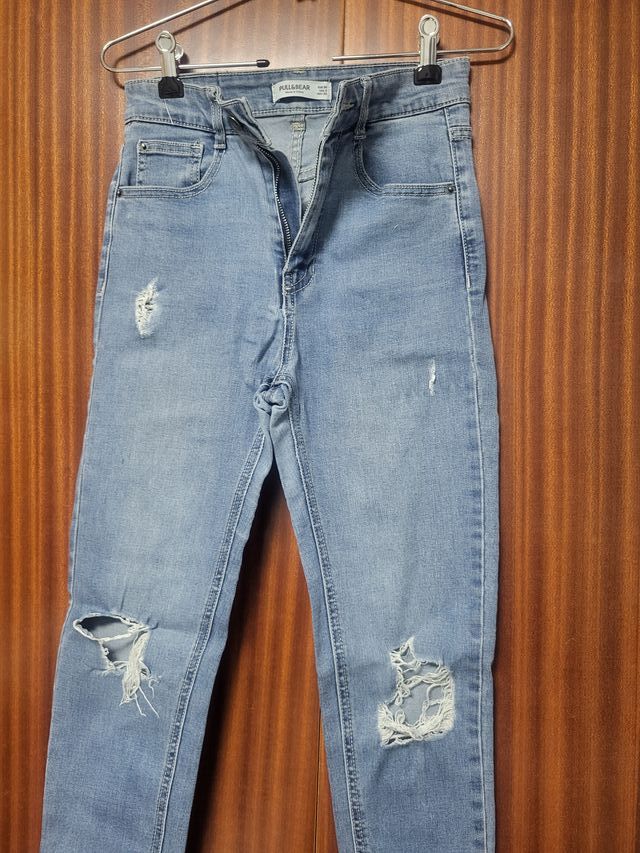 Pantalón vaquero Pull&Bear desgastado azul
