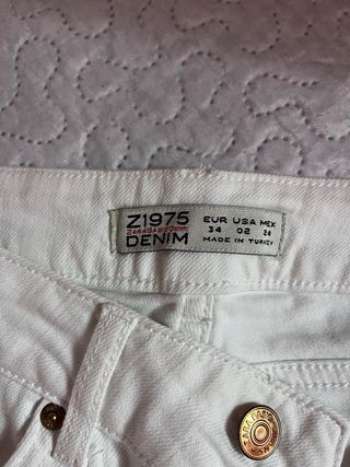 Pantalones vaqueros blancos Zara