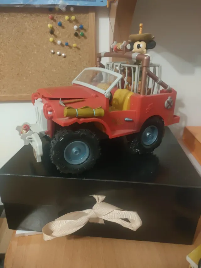 ¡OPORTUNIDAD! Coche Mickey Mouse Explorador