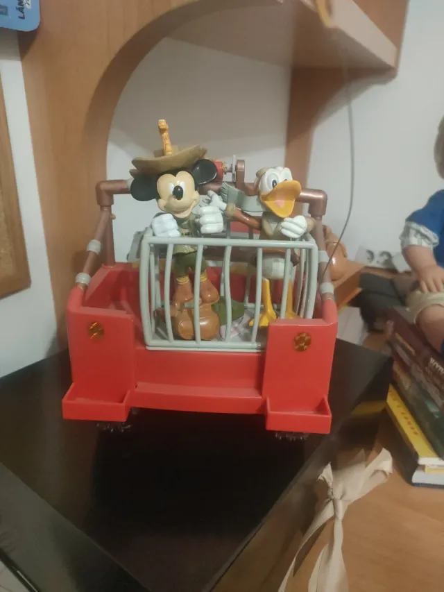 ¡OPORTUNIDAD! Coche Mickey Mouse Explorador